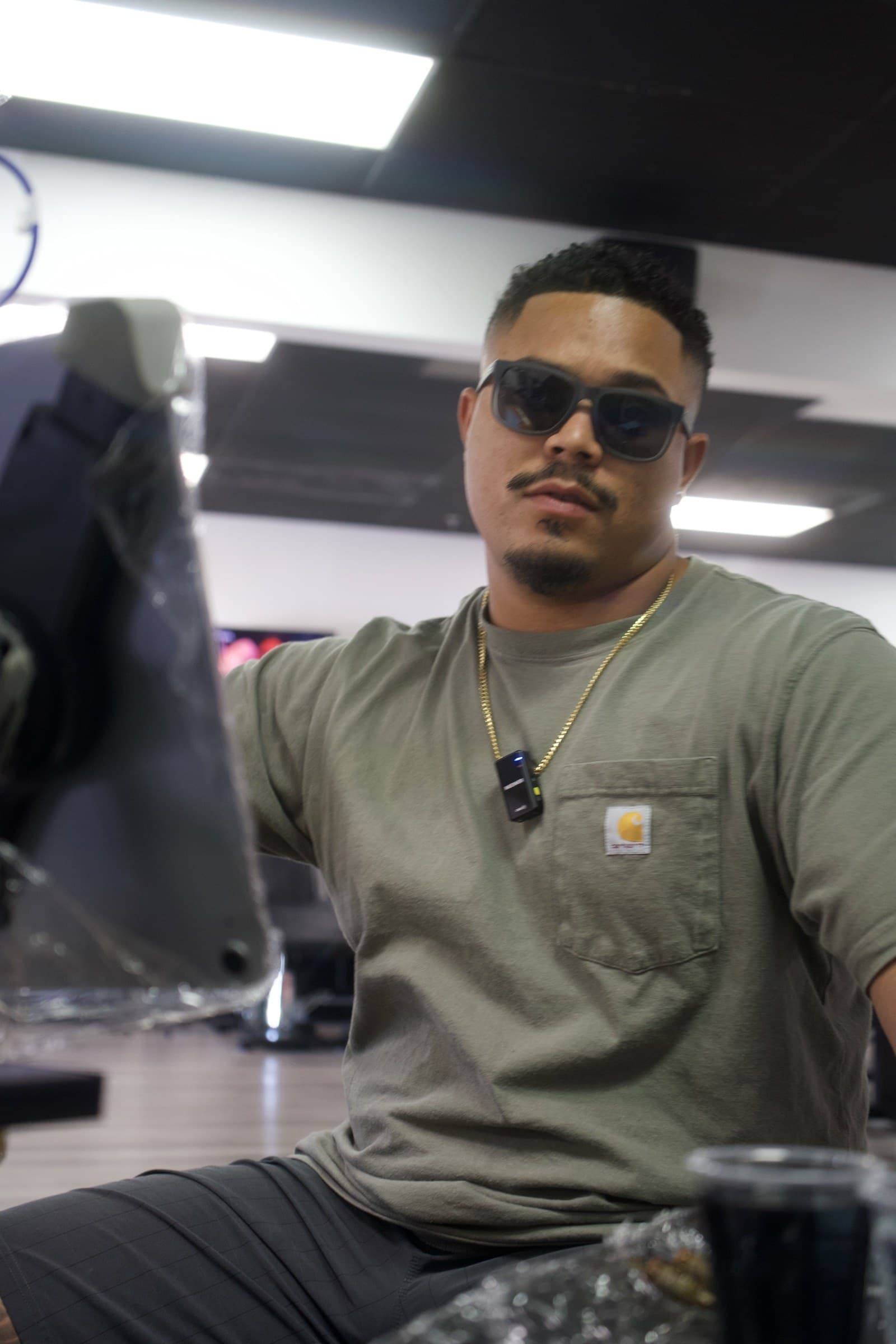 Roly at his station at Iconiq Tattoo Studio